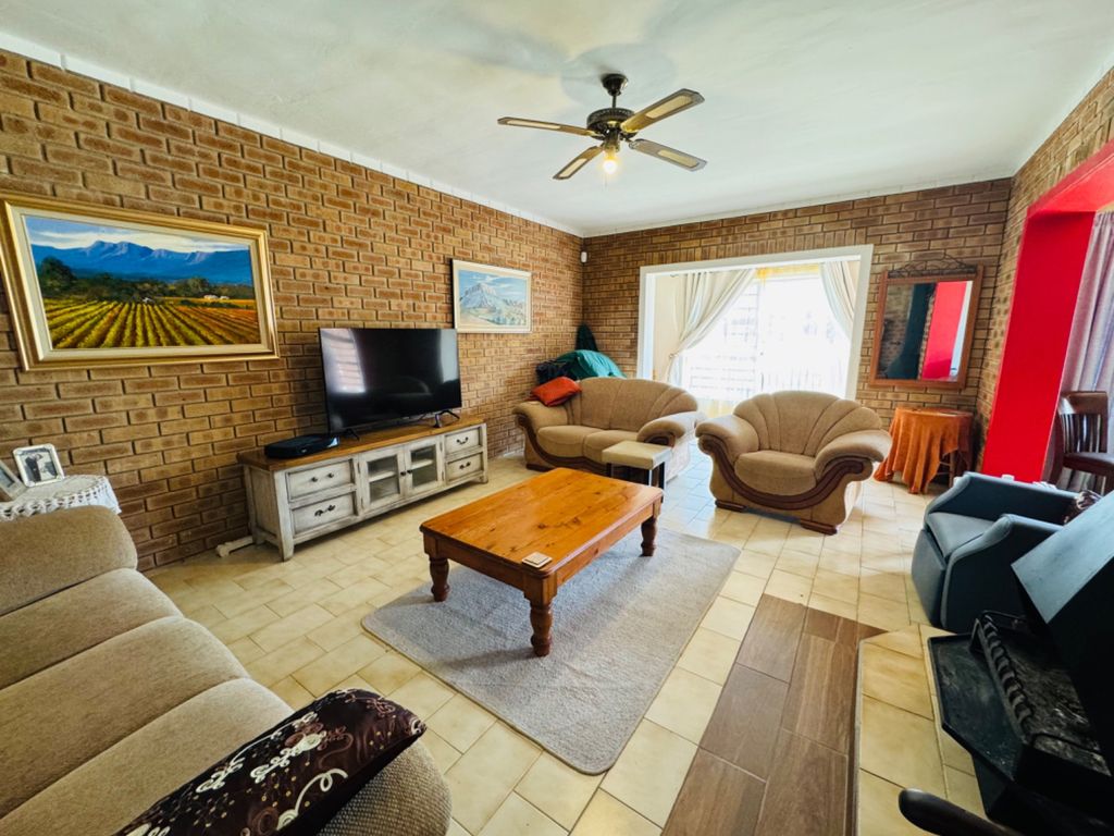 Property photo 3 of 72 Kn1665905