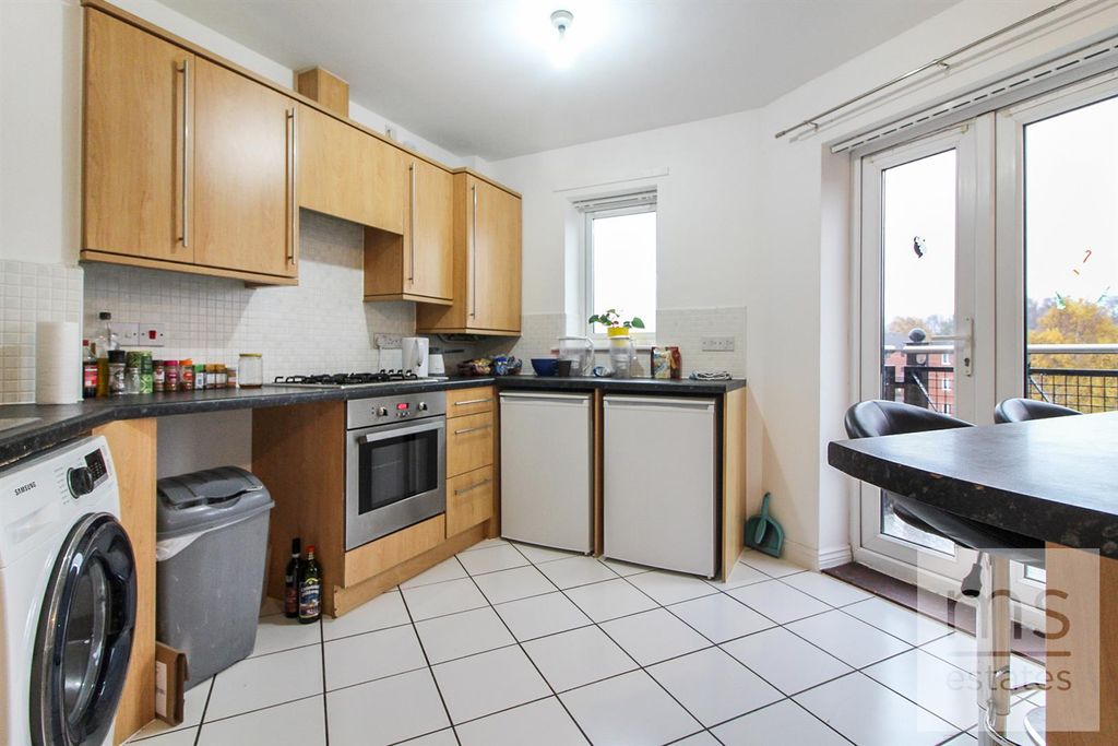 Property photo 3 of 8 Img_8145.Jpg