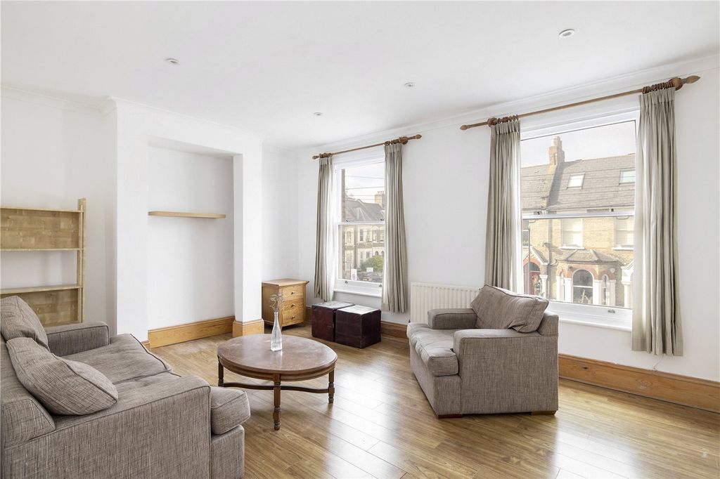 Property photo 2 of 11 Reception Room