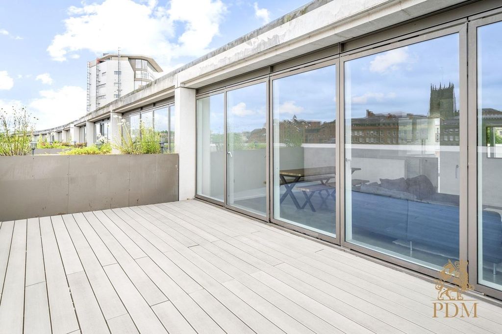Property photo 1 of 21 Apt 513 Nottingham One Canal Street Nottingham Ng1