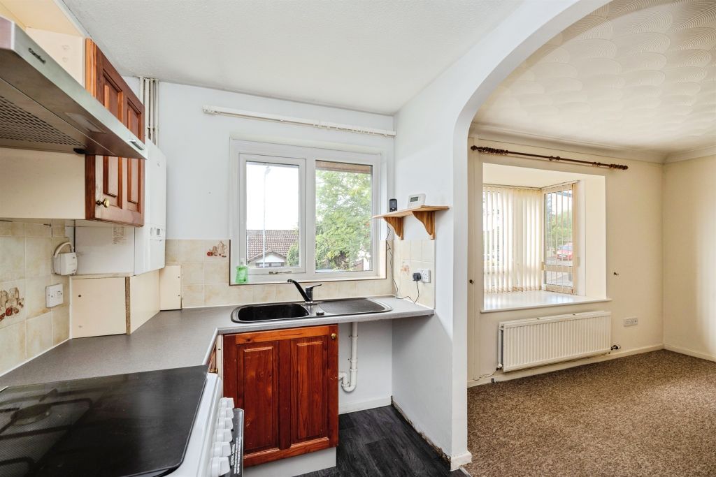 Property photo 3 of 16