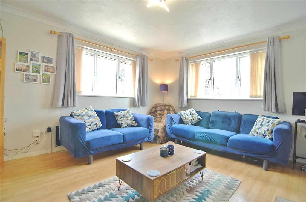 Property photo 2 of 18 Picture No. 06