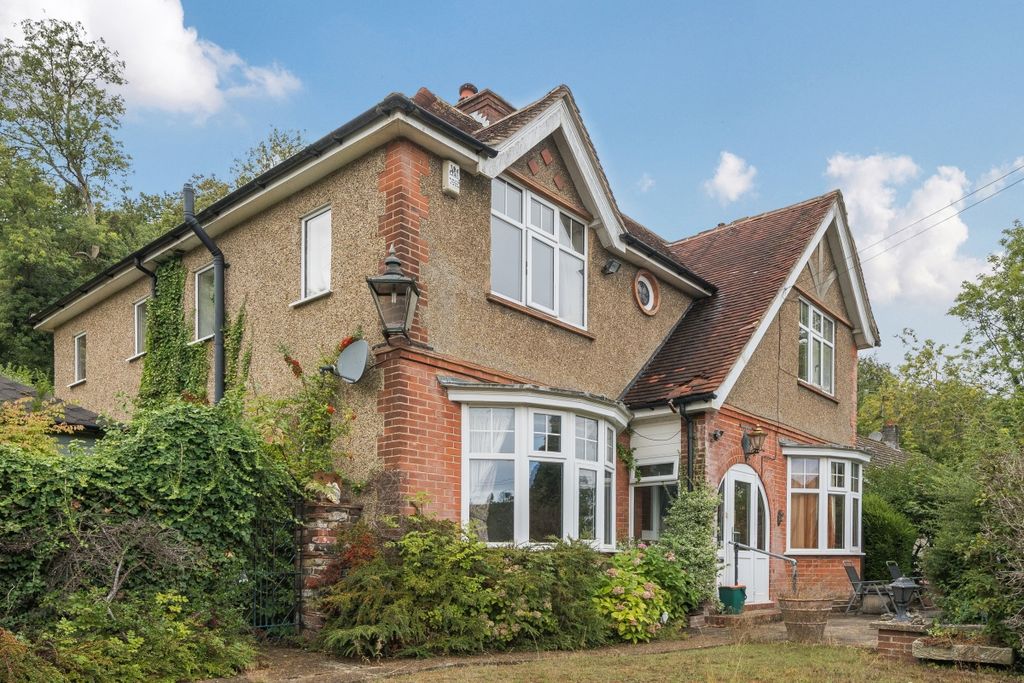 Property photo 1 of 16 10-6A9828B41B645-...