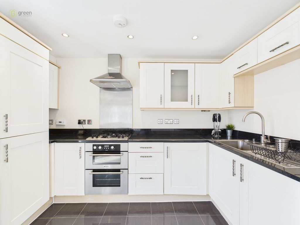 Property photo 2 of 24