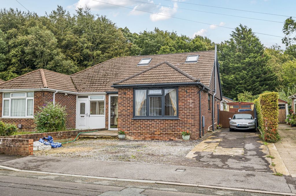Property photo 1 of 13 1356431-26-68Cb0F...
