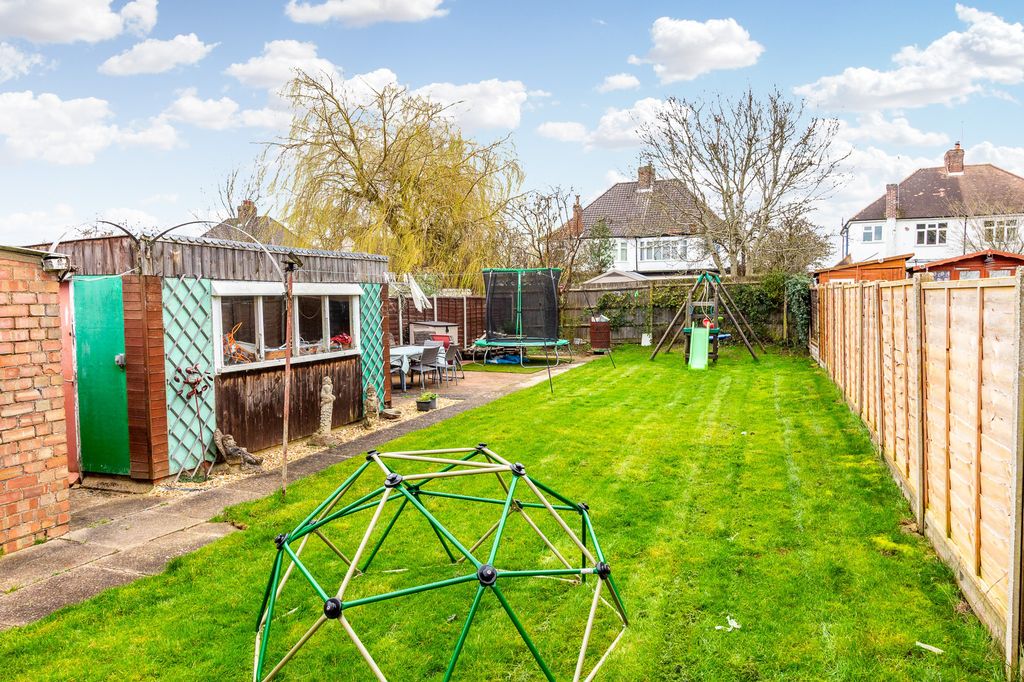 Property photo 2 of 17 Rear Garden