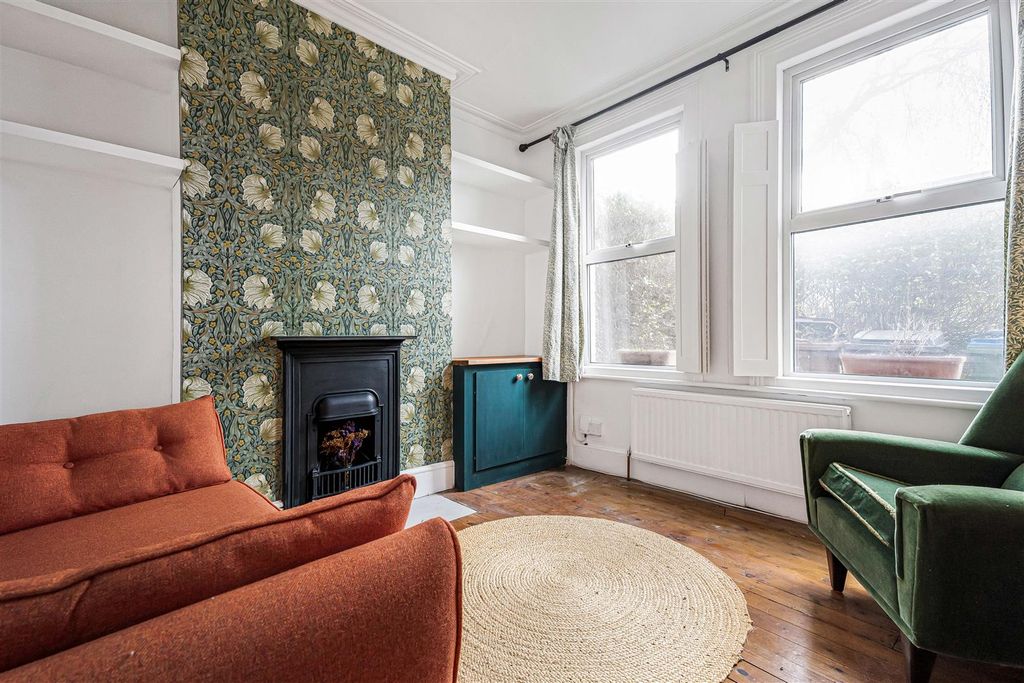 Property photo 2 of 27 2