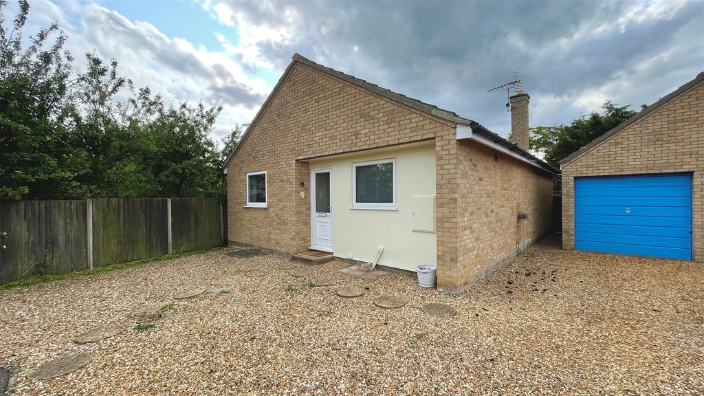 Property photo 1 of 9 Front.Jpg