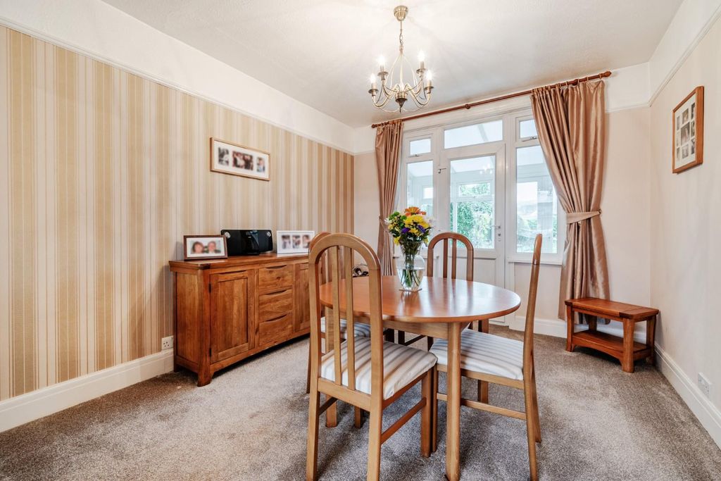 Property photo 3 of 19 1441995-19-69Df567Bd1360.Jpg