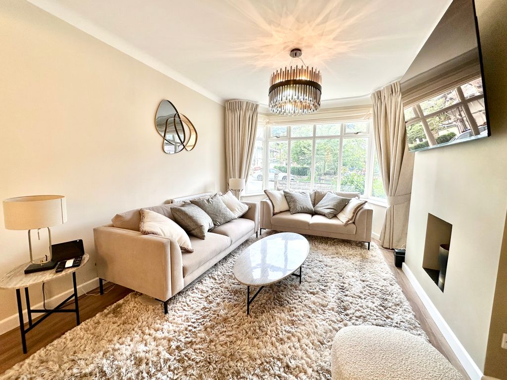 Property photo 2 of 33 Img_7680