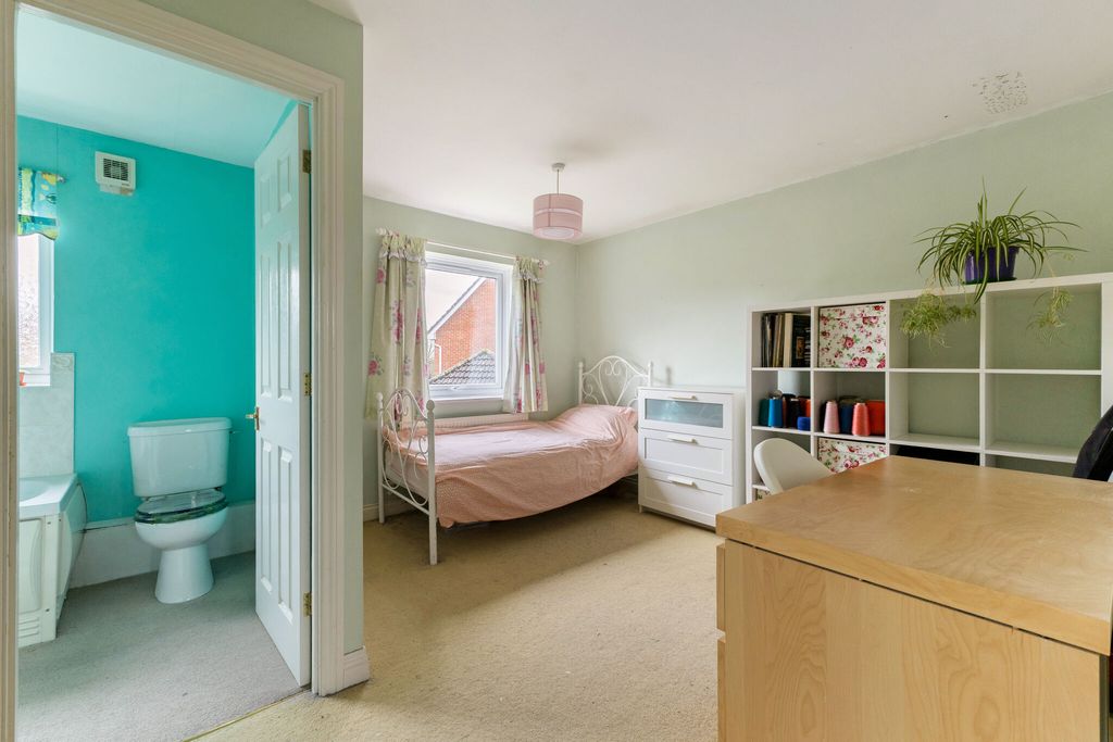 Additional image 10 of 5 bed detached house for saleHuron Drive, Liphook GU30