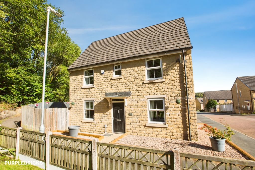 Property photo 1 of 31