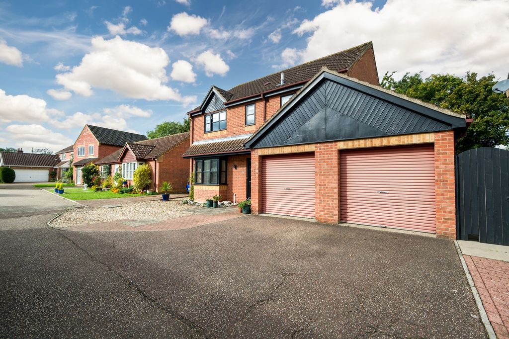 Property photo 1 of 26 Sv16 Samuel Vince Road-1