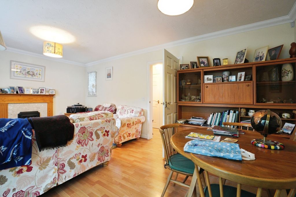 Property photo 3 of 15 Photo