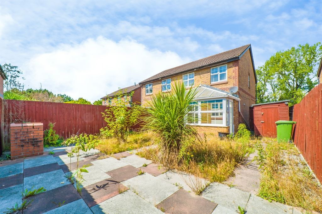 Property photo 2 of 14
