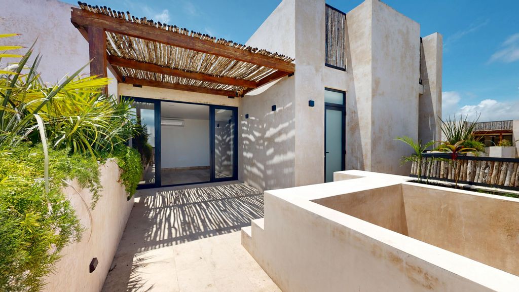 Property photo 1 of 45