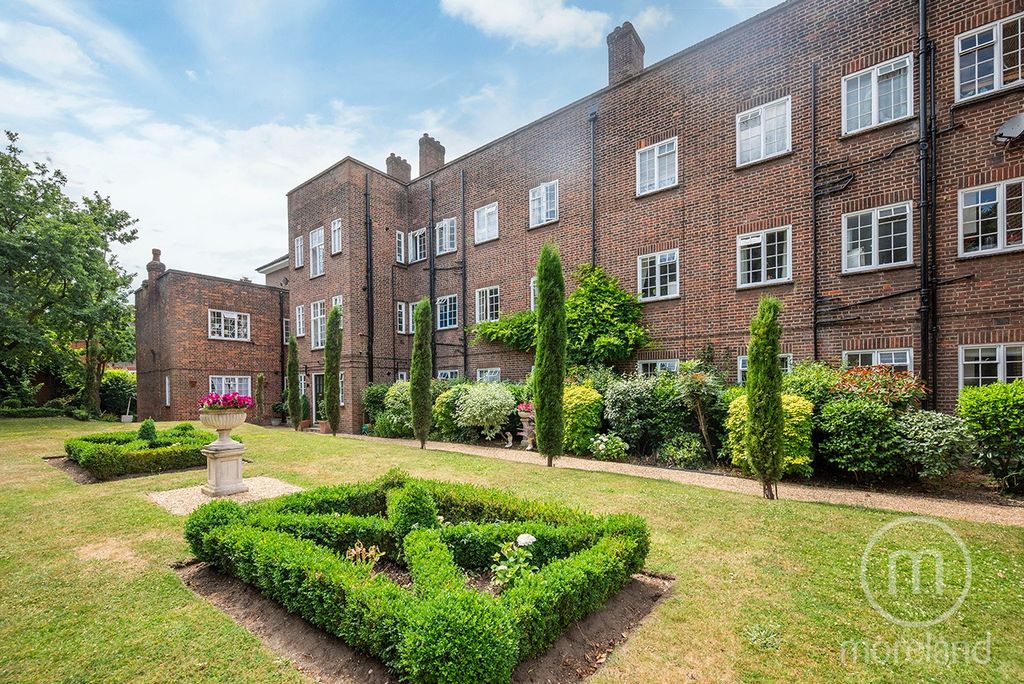 Property photo 2 of 10 4291693