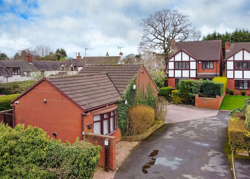 Property photo 2 of 18