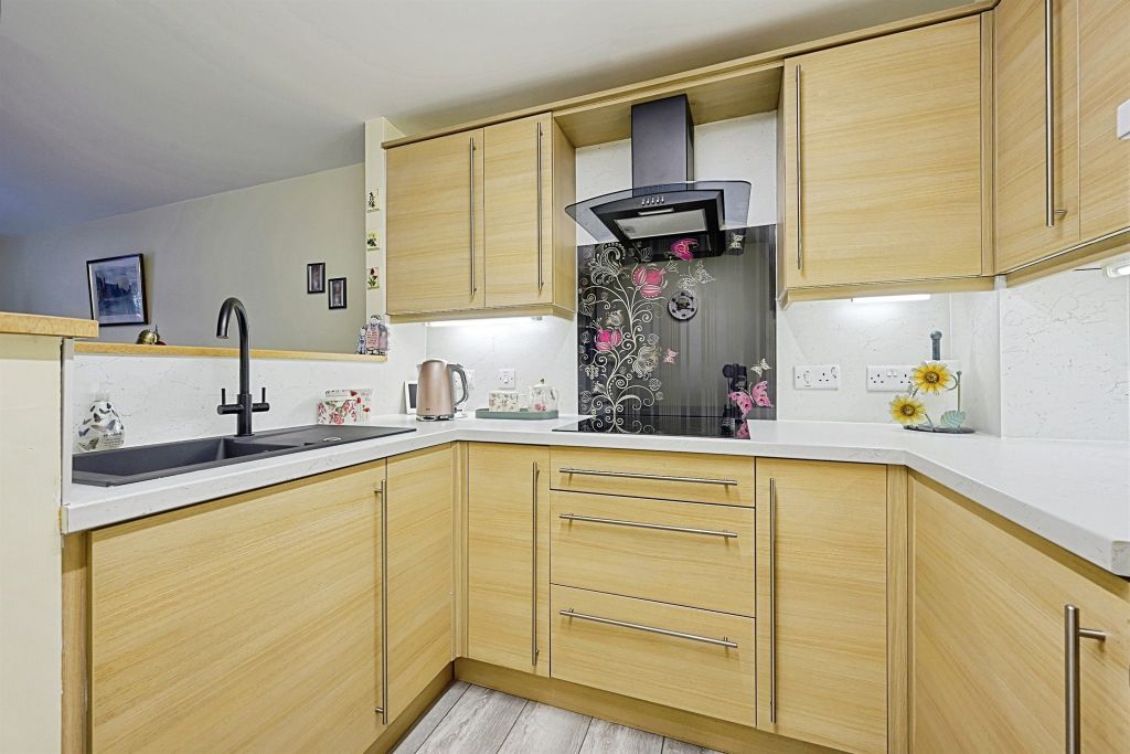 Property photo 3 of 15