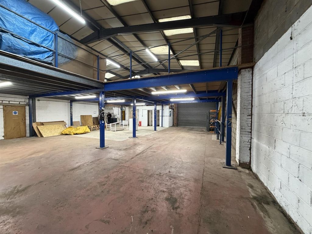 Property photo 2 of 7