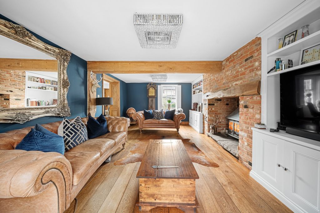 Property photo 2 of 45 4822623