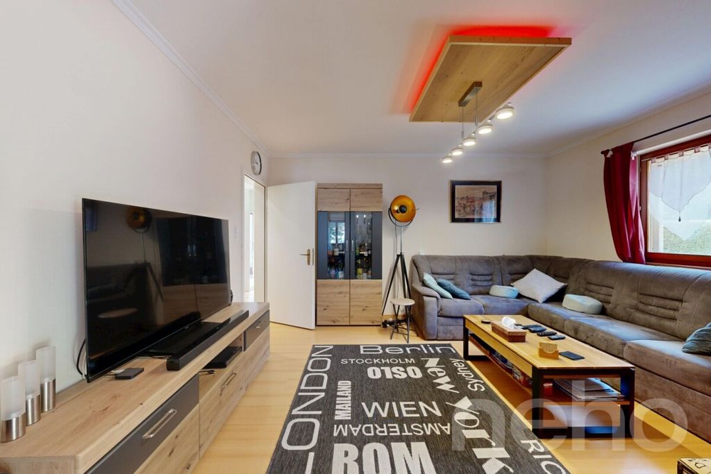 Property photo 2 of 12
