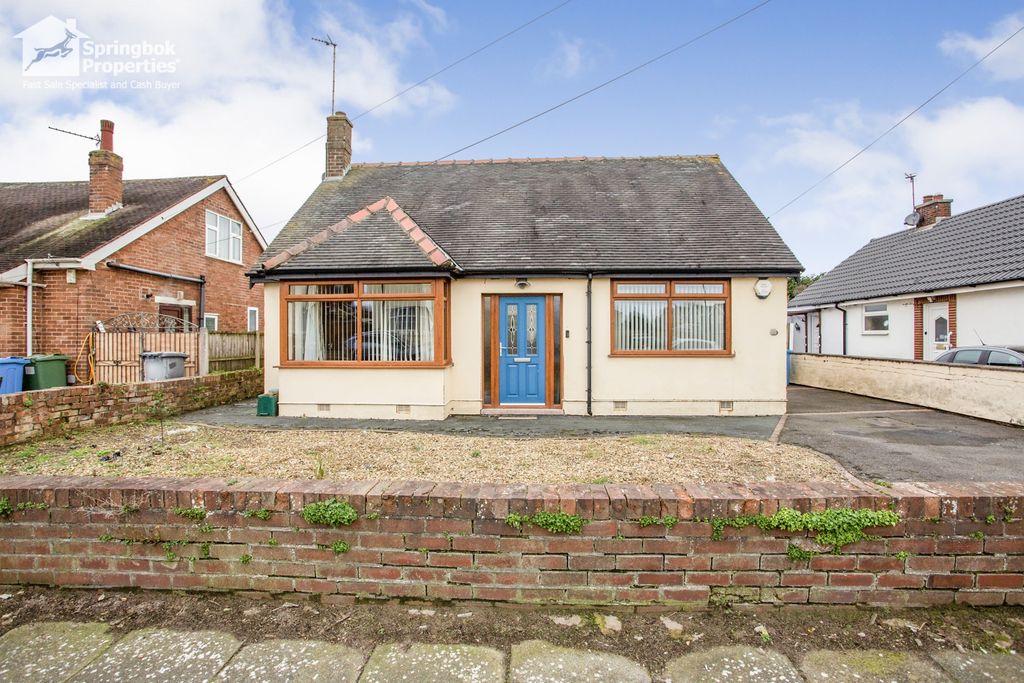 Property photo 1 of 21 Front View