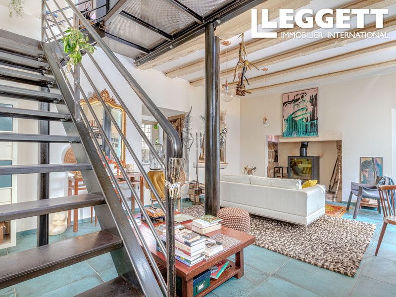 Property photo 3 of 10