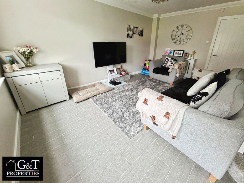 Property photo 3 of 18 Reception Room