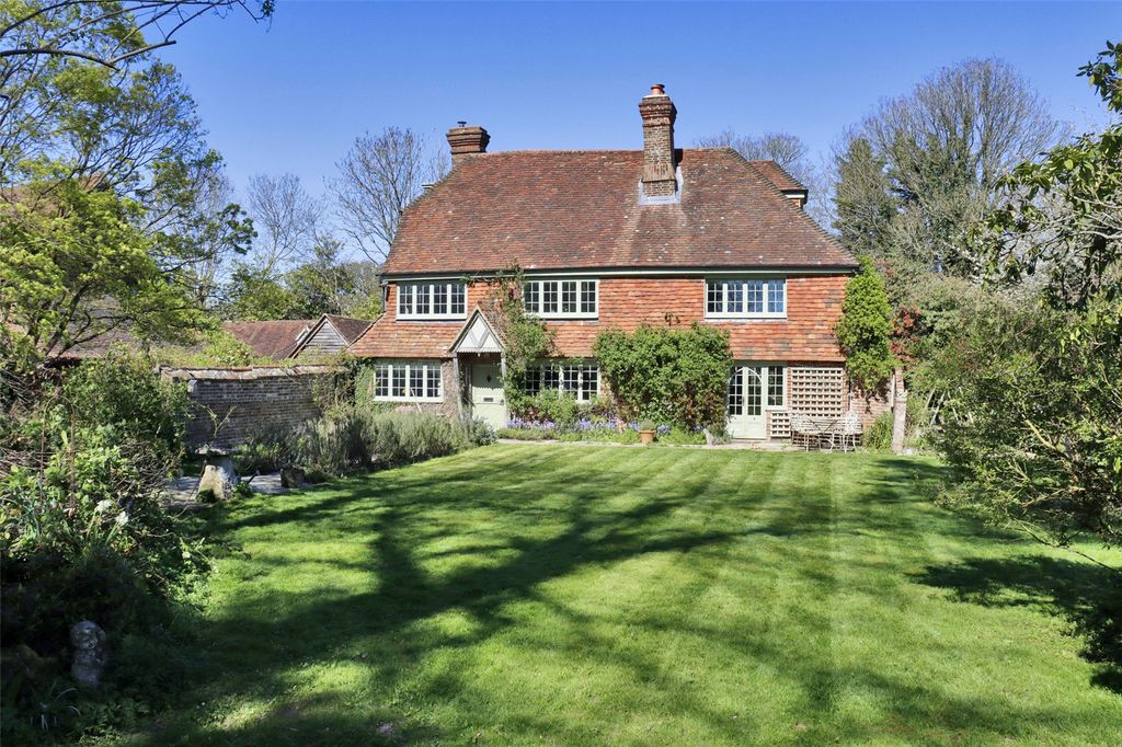 Property photo 2 of 35 Danemore Farm
