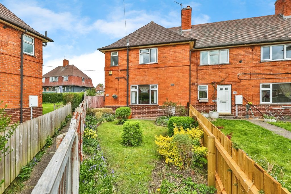 Property photo 1 of 17
