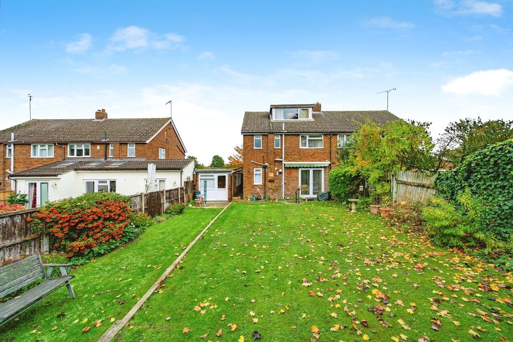 Property photo 2 of 17 Photo