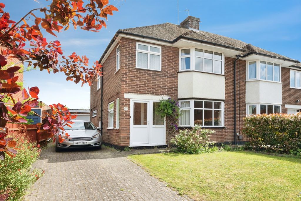 Property photo 1 of 16