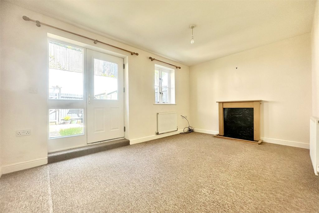 Property photo 3 of 10 Picture No. 08