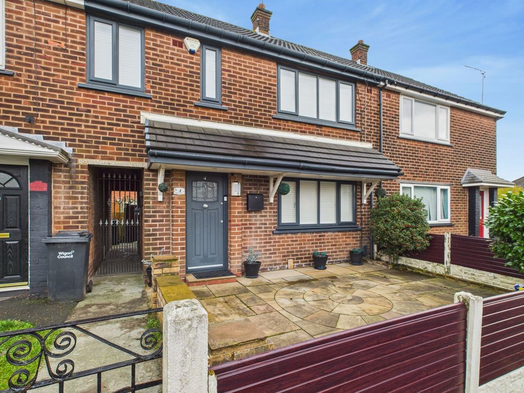 Property photo 1 of 24