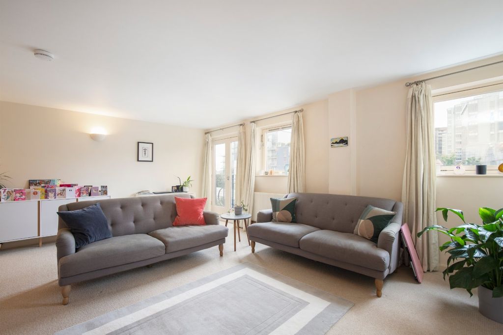 Property photo 1 of 9 Picture No. 26