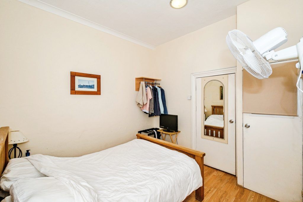 Additional image 17 of 8 bed semi-detached house for saleBeach Road, Littlehampton BN17