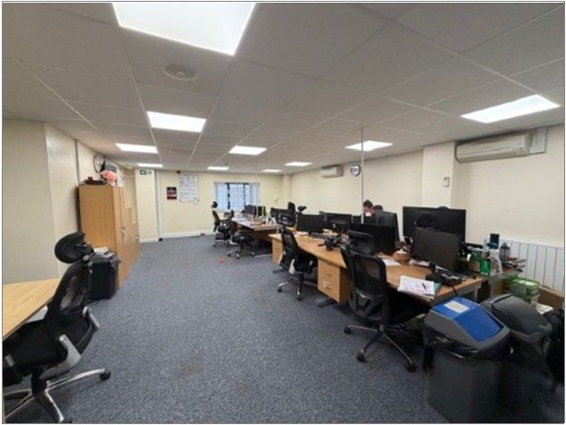 Property photo 3 of 4