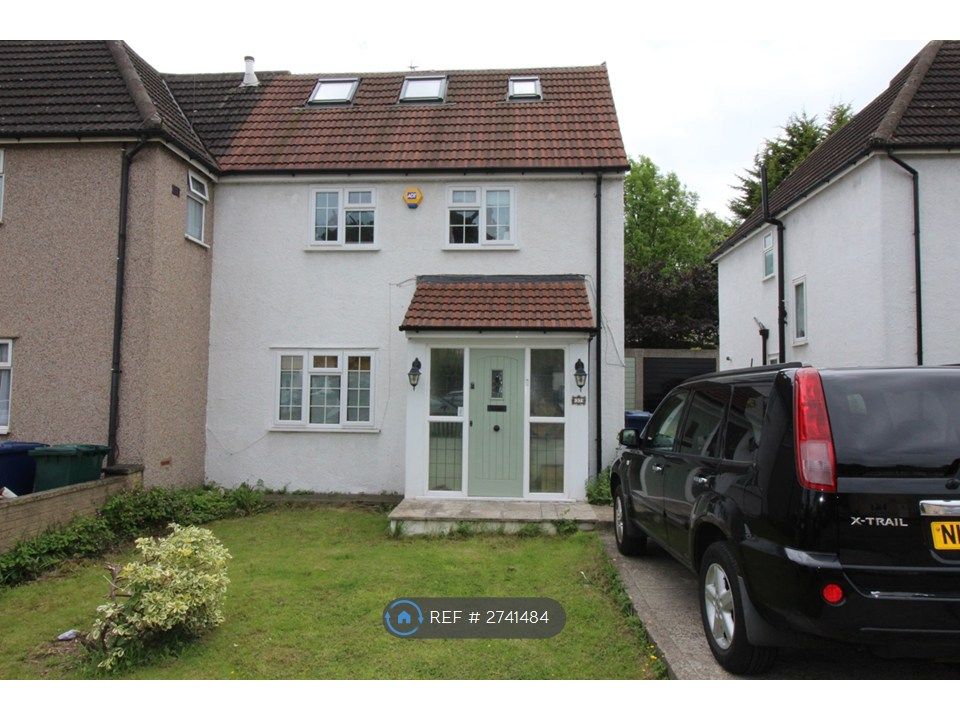 Property photo 2 of 23