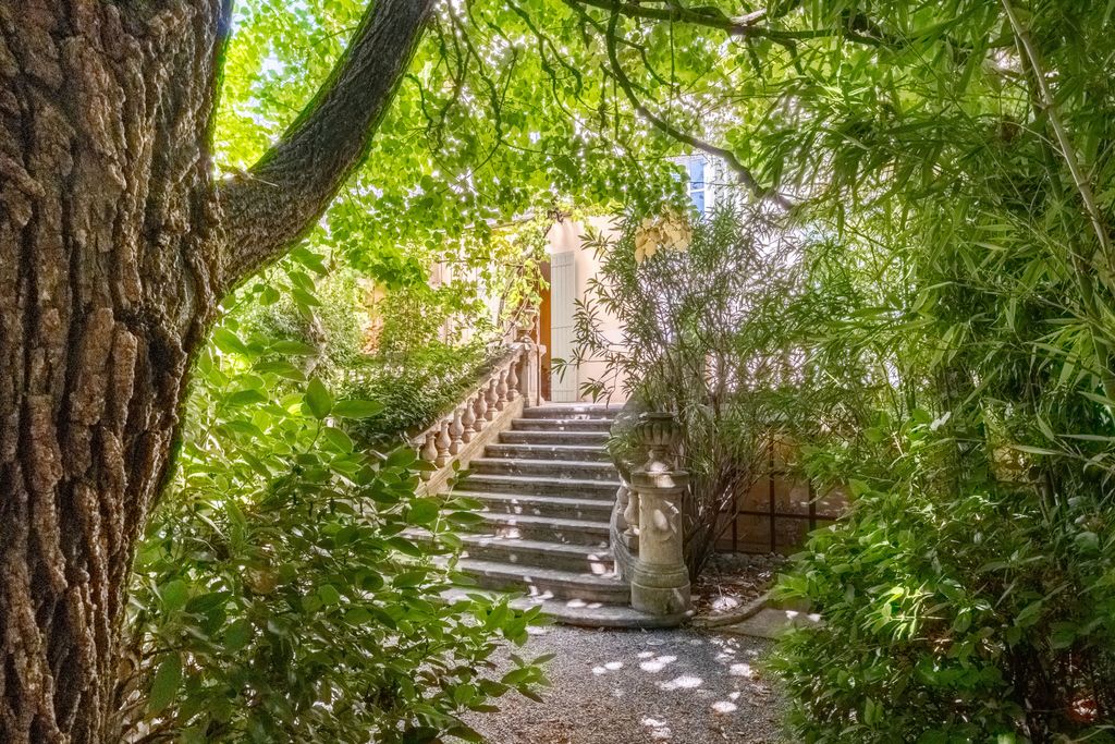 Property photo 3 of 24