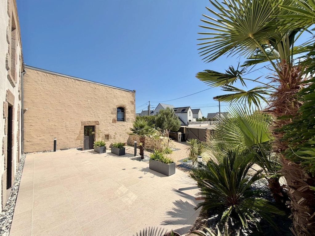 Property photo 1 of 26 New T3 300m From The Beach.
