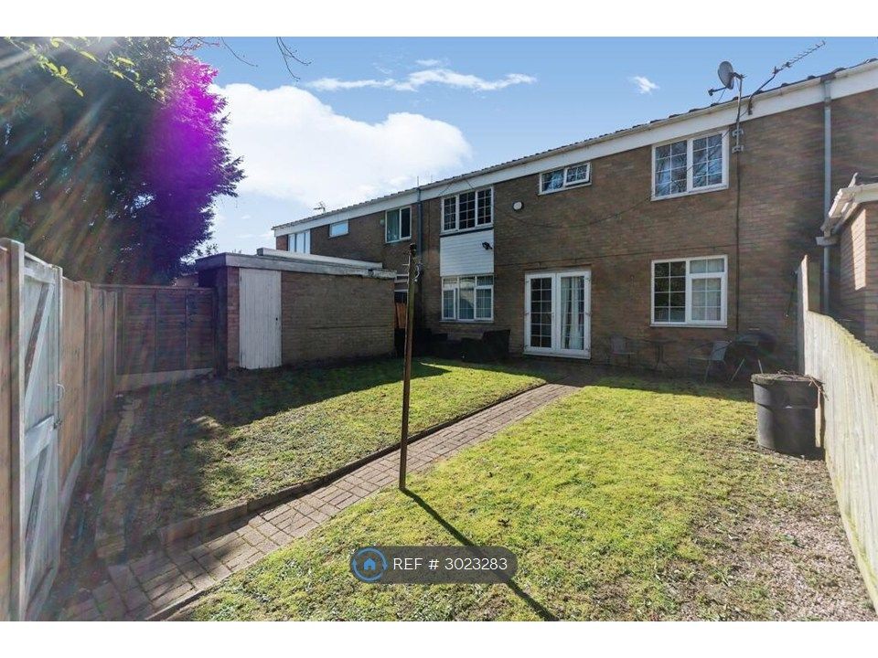 Property photo 3 of 24