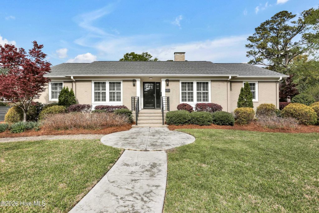 Property photo 1 of 31