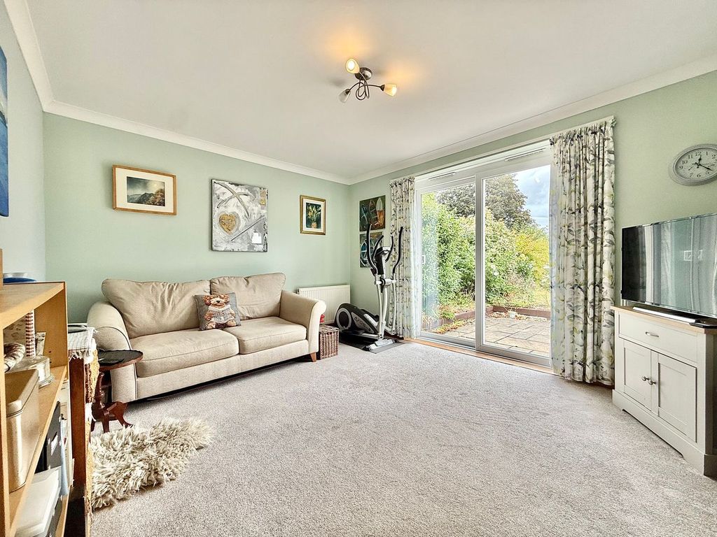 Property photo 3 of 15