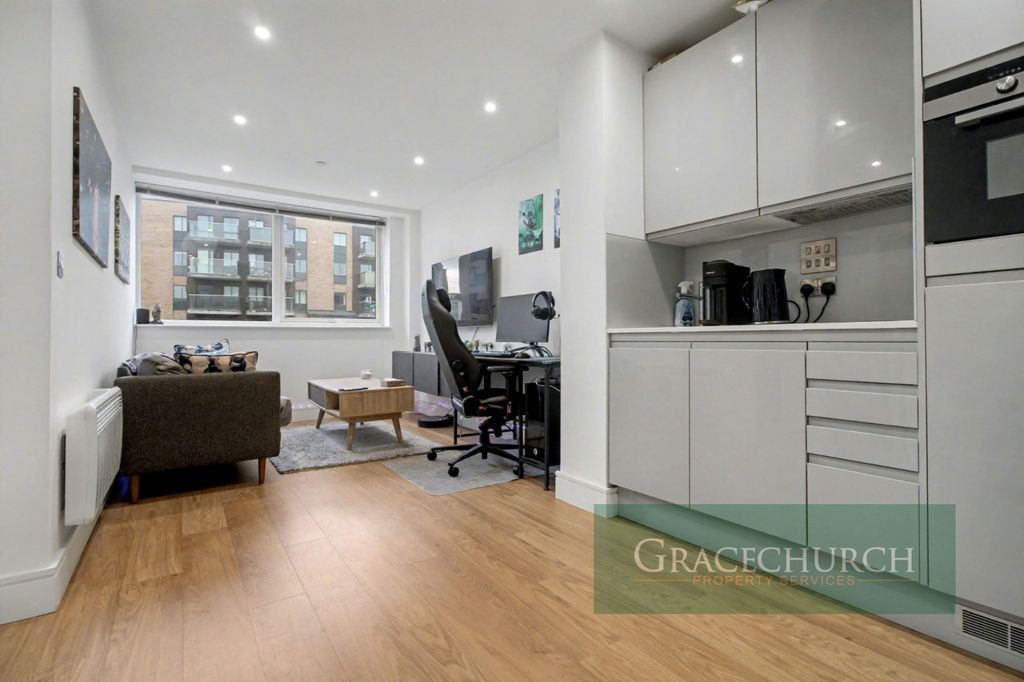 Property photo 3 of 10 Gallery