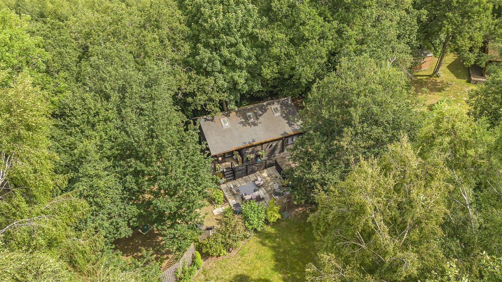 Property photo 3 of 33 3