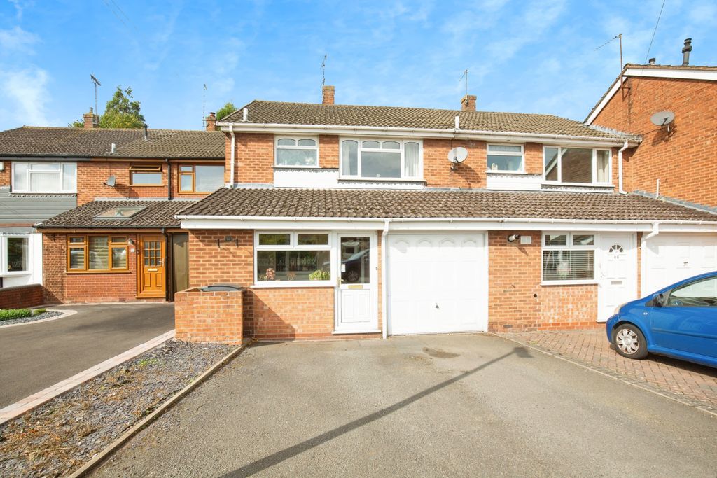 Property photo 1 of 13 B6951B3d-Mw-8730