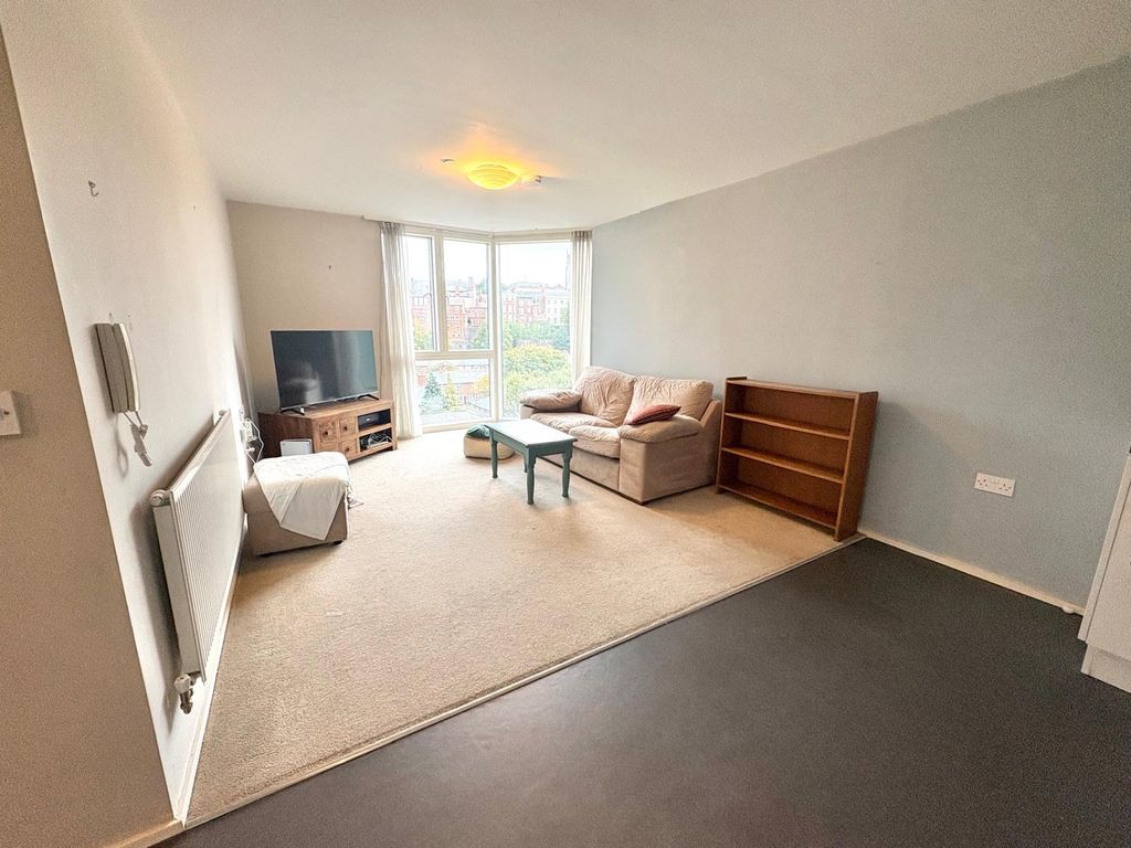 Property photo 3 of 15