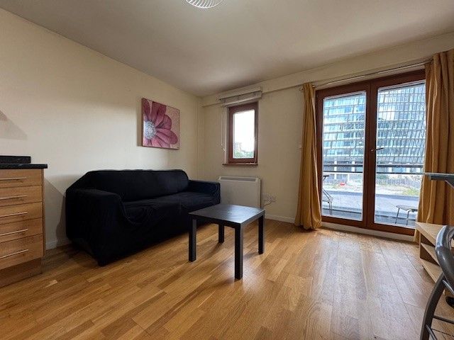Property photo 3 of 6