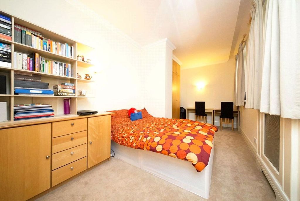 Property photo 3 of 14